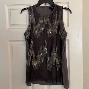 Perfect shirt to dress up some jeans!